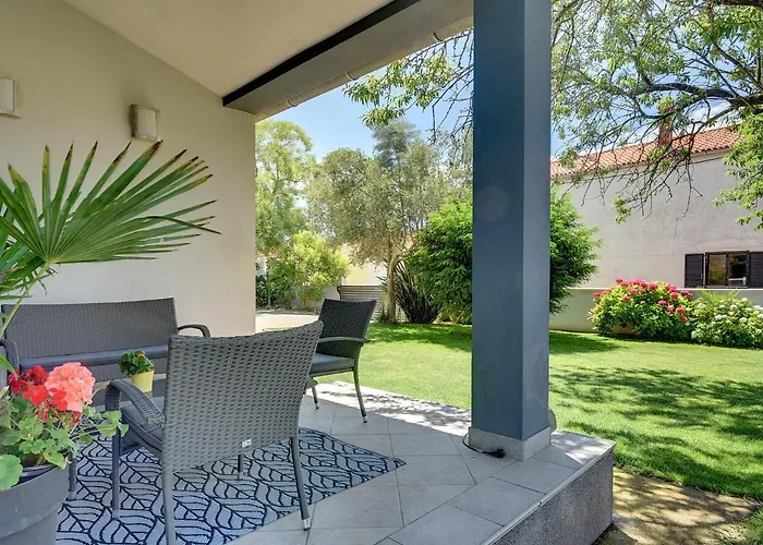 Villa In Pula Near With Private Pool