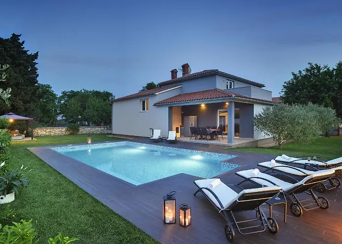 Villa In Pula Near With Private Pool