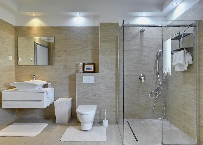 In Pula Near With Private Pool Villa *